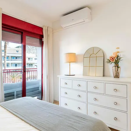 Luma Ocean View Balcony Apartment *