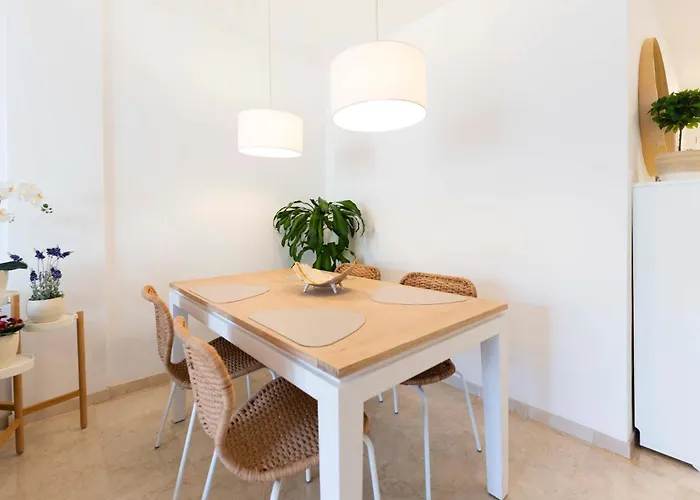 Luma Ocean View Balcony Apartment