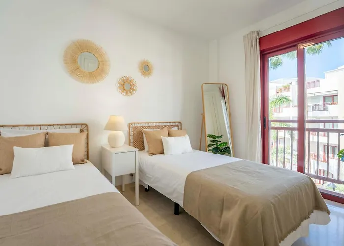 Luma Ocean View Balcony Apartment *